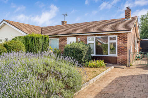 Green Close, Benson, OX10