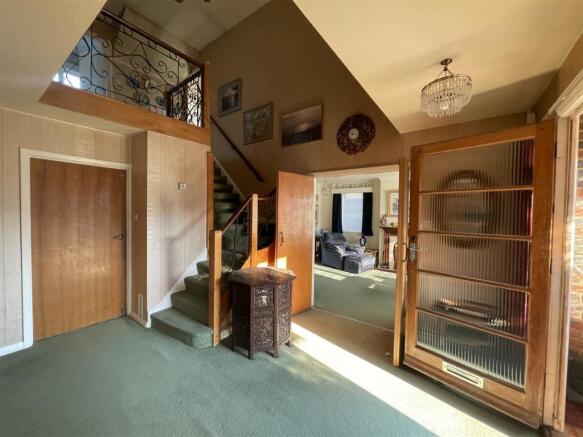 ENTRANCE HALL