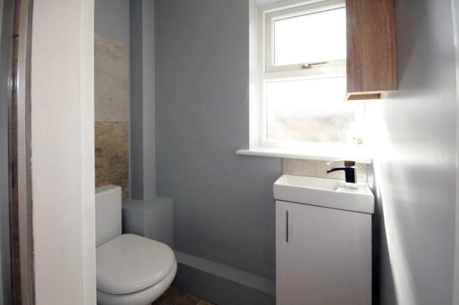 En suite shower