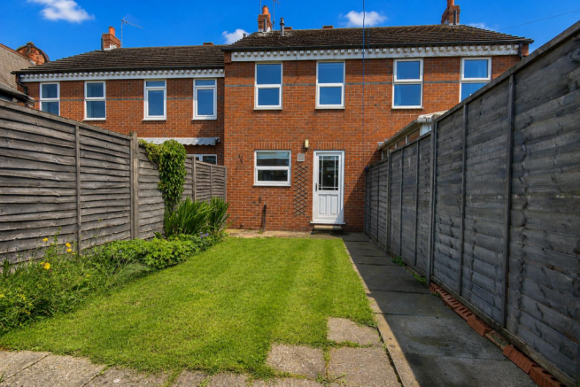 2 bed Terraced for sale Image 10