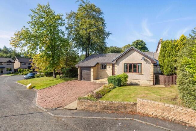 11 Woodlands Grov...