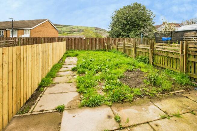 2 bed Terraced for sale Image 8