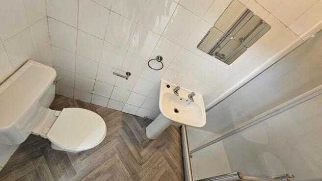1 bed Flat to rent Image 7