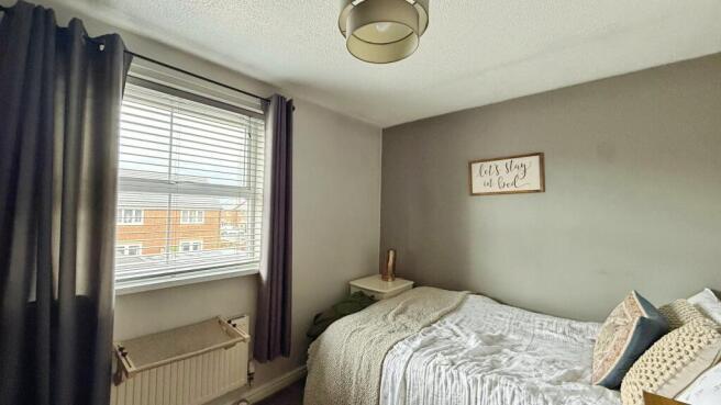 2 bed Semi-Detached for sale Image 8