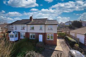 Hill Rise, Canada Crescent, Rawdon, Leeds LS19 6LT