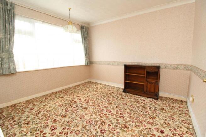 Dining/Bedroom