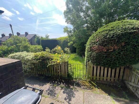 2 bed Terraced for sale Image 4