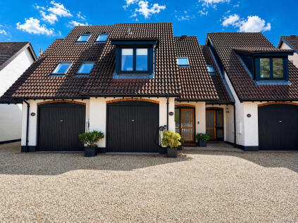 Endeavour Way, Hythe, Southampton