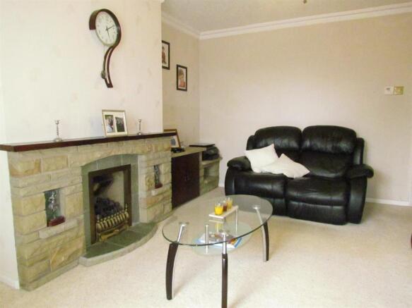 Lounge 1