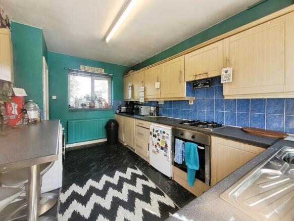 2 bed Terraced for sale Image 4