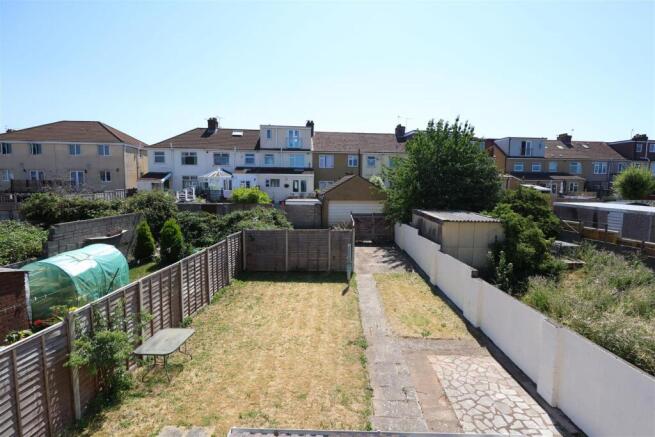 66 Hardenhuish Rd 33.JPG