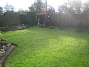 Lawned Gardens
