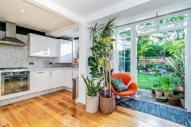Kitchen/Dining Room