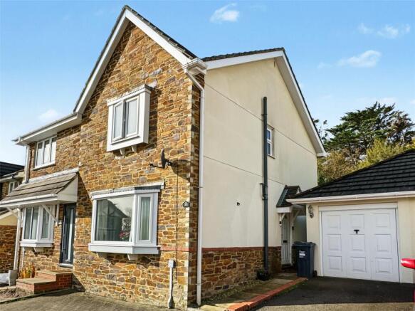 3-bed semi-detached on Marks Drive, Bodmin, Cornwall, PL31, £270,000