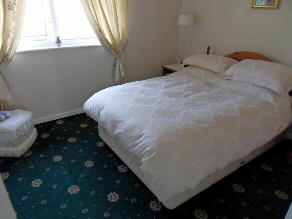 bed 1