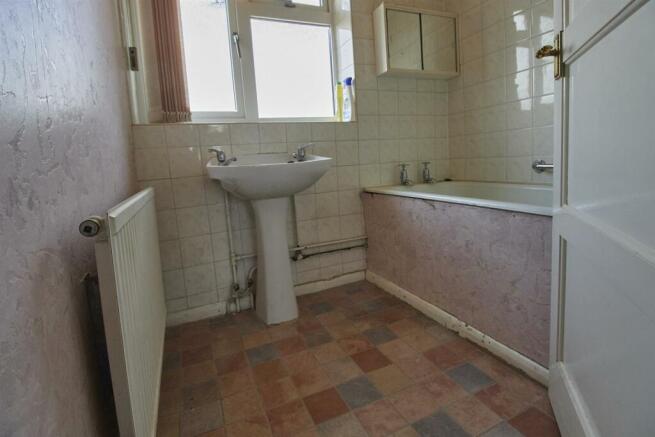 Bathroom to rear