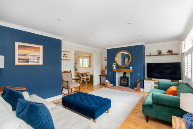 1P1CWD - Living Room C.jpg
