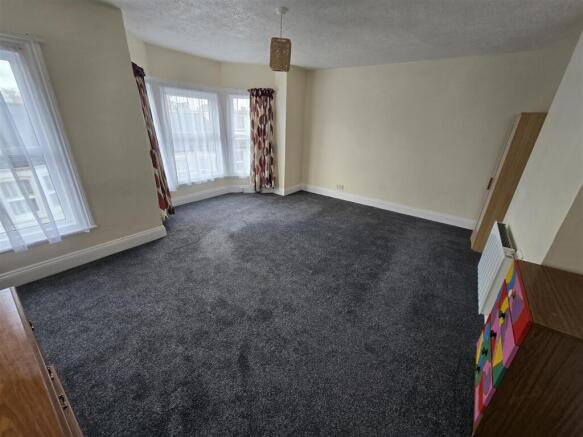 Flat 3 Lounge/Bedroom