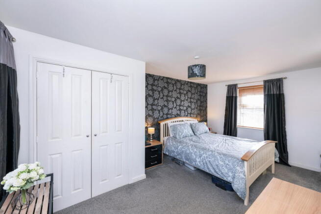 4 bed Detached for sale Image 12