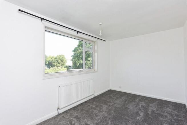 3 bed Semi-Detached for sale Image 7
