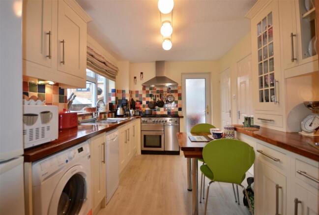Refitted Kitchen/Breakfast Room