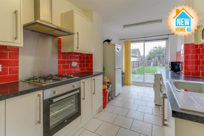 KITCHEN: