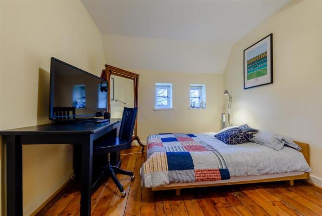 8448569-interior06.jpg