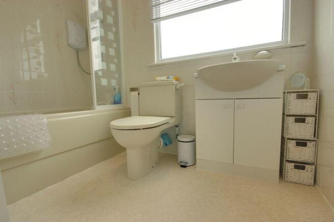 Bathroom (Bathroom)