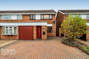 6, Veny Crescent, Hornchurch RM12 6TJ