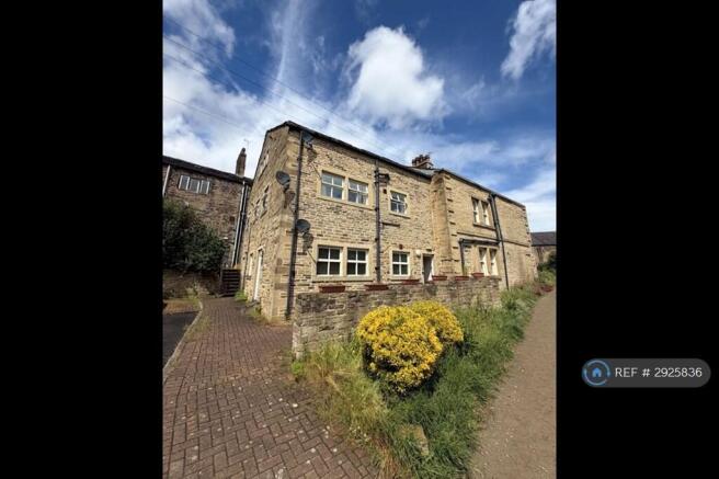 1 bed Flat to rent in sowerby bridge