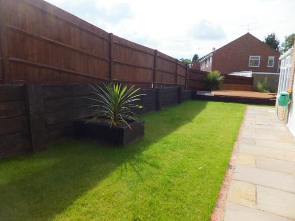 36 Dynes Road 008.jp