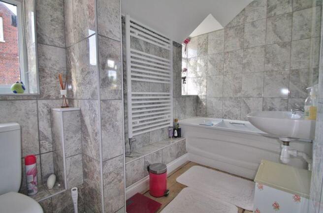 Main Bathroom