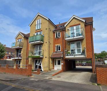 Ambleside Drive, Southend-On-Sea, Essex, SS1