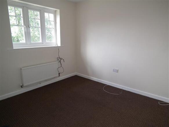 3 bed Detached to rent Image 6
