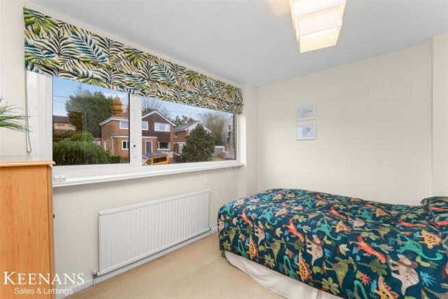 3 bed Semi-Detached for sale Image 10