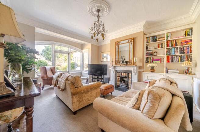 1423067-39-69a9d3...