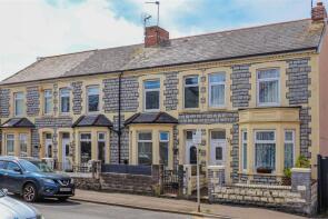 4, St Mary's Avenue, Barry CF63 4LR