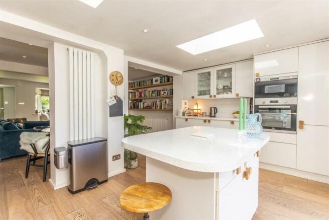 1 Winterbourne Close, Lewes Bn7 1JY-41.jpg
