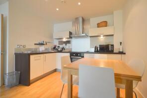 20, Northstand Apartments, Highbury Stadium Square, London N5 1FJ