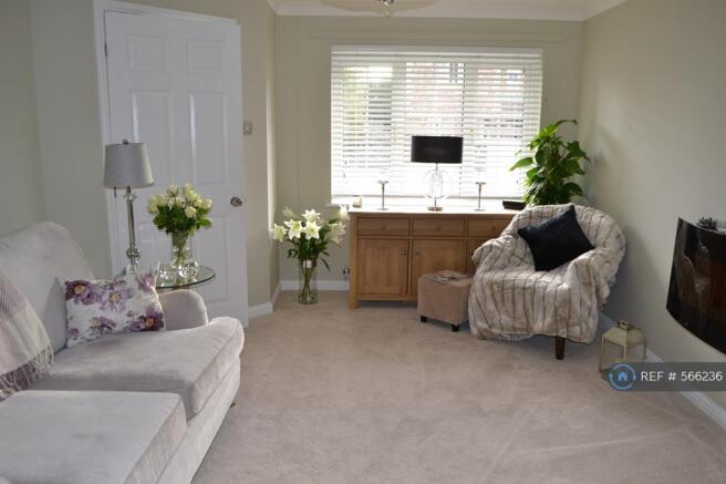Lounge 2