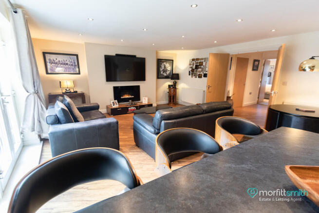 Open-Plan Living ...