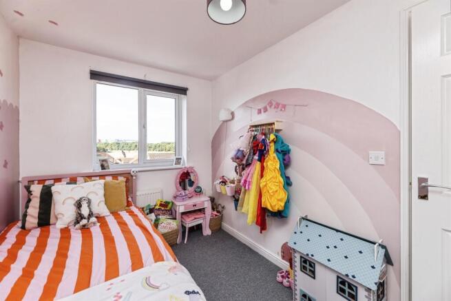 2 bed Semi-Detached for sale Image 6