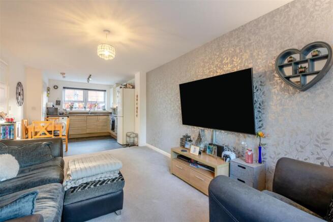 8706210-interior08.jpg