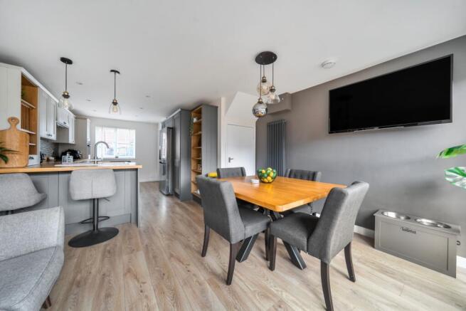 Kitchen Diner 