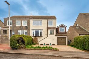 32, Cadbury Farm Road, Yatton BS49 4HW