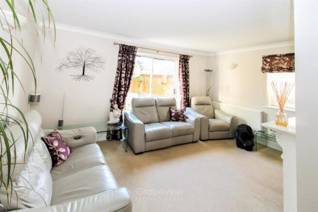 Living Room.jpg
