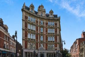 Flat 1, 140a Gloucester Mansions, Shaftesbury Avenue, London WC2H 8HD
