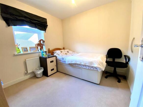 bed3.jpg