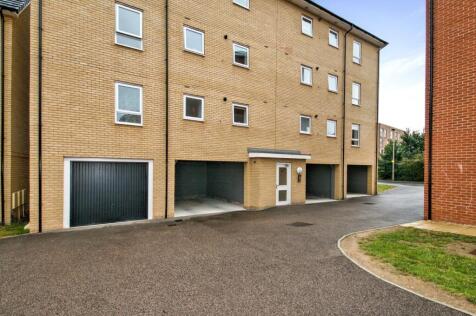 Gumley Road, Grays, Essex, RM20