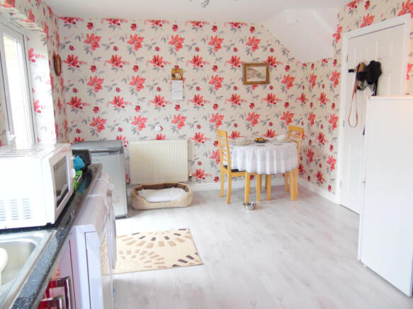 KITCHEN/DINER